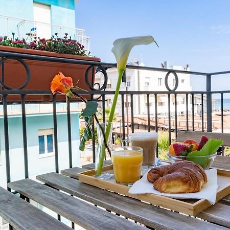 Hotel Greta B&B Rimini Eksteriør billede