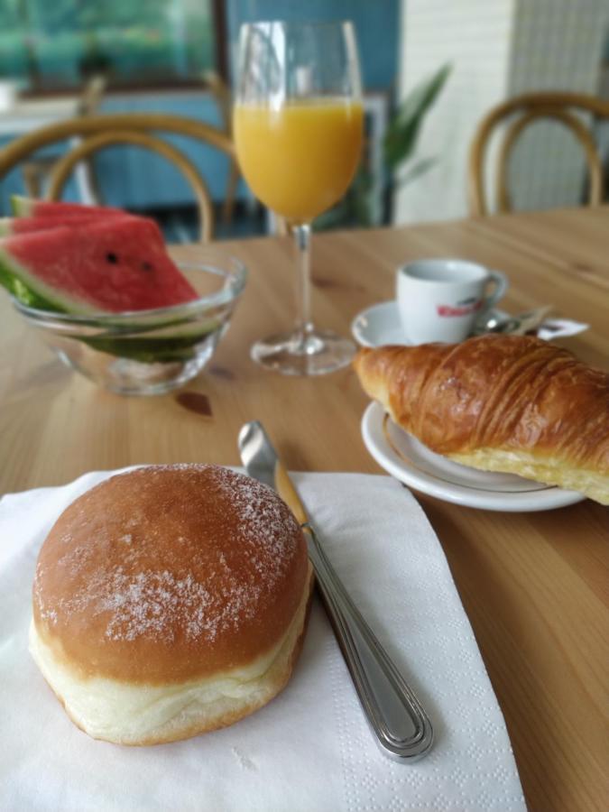 Hotel Greta B&B Rimini Eksteriør billede