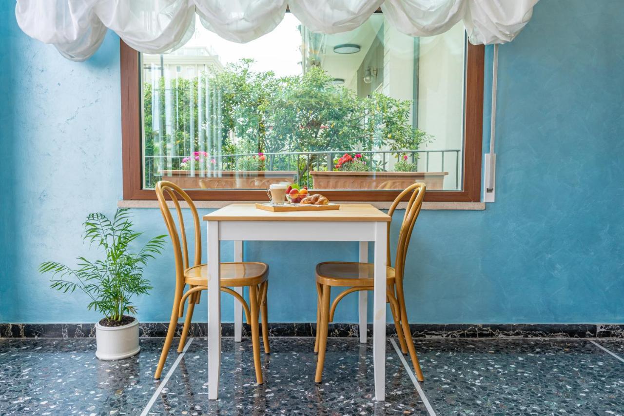 Hotel Greta B&B Rimini Eksteriør billede