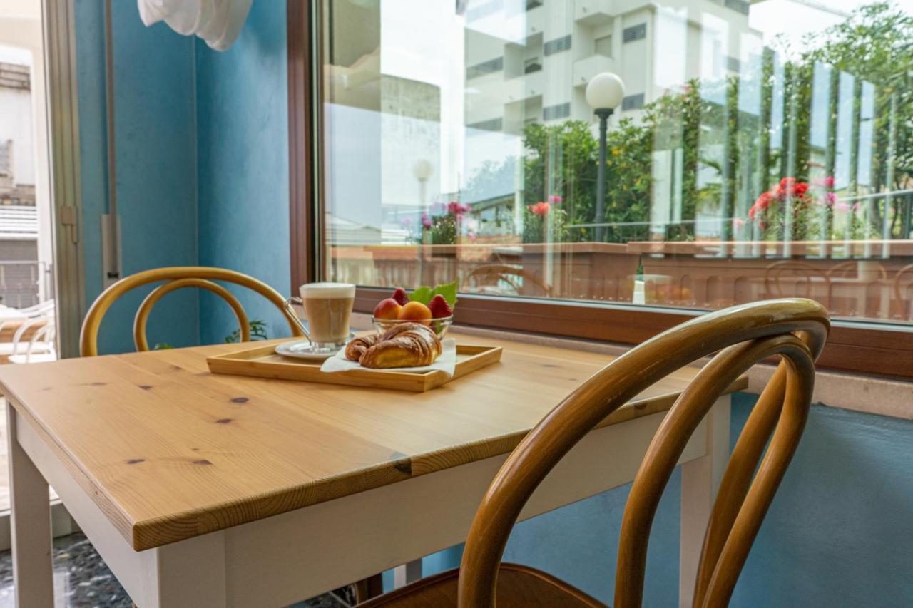 Hotel Greta B&B Rimini Eksteriør billede