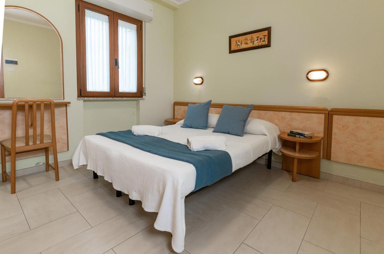 Hotel Greta B&B Rimini Eksteriør billede