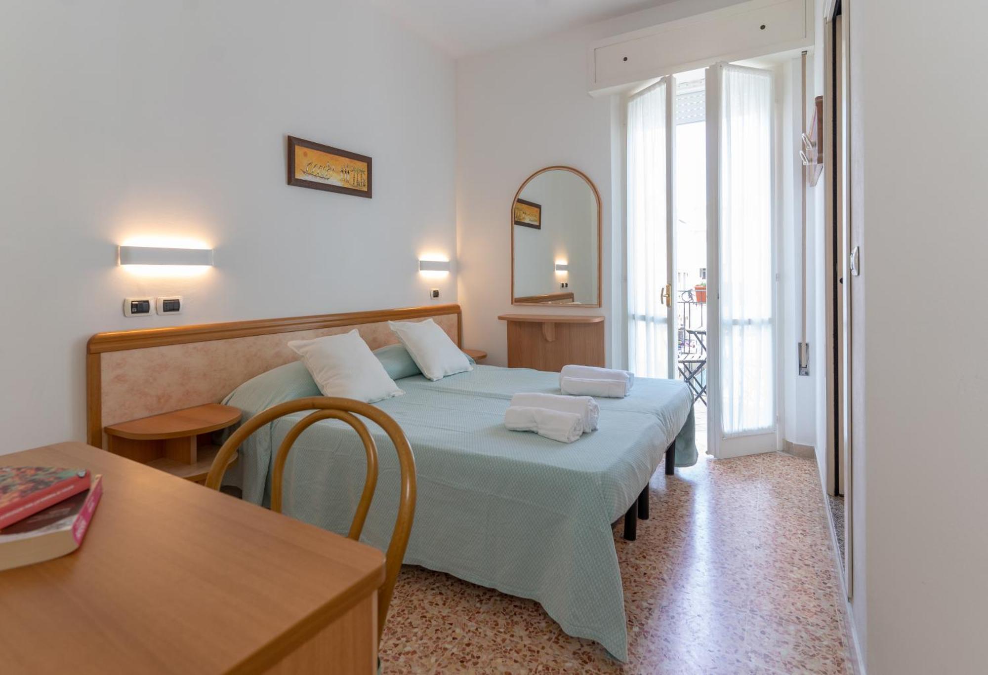 Hotel Greta B&B Rimini Eksteriør billede