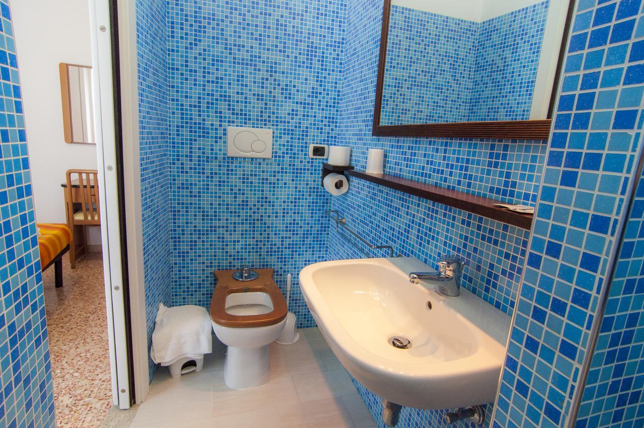 Hotel Greta B&B Rimini Eksteriør billede